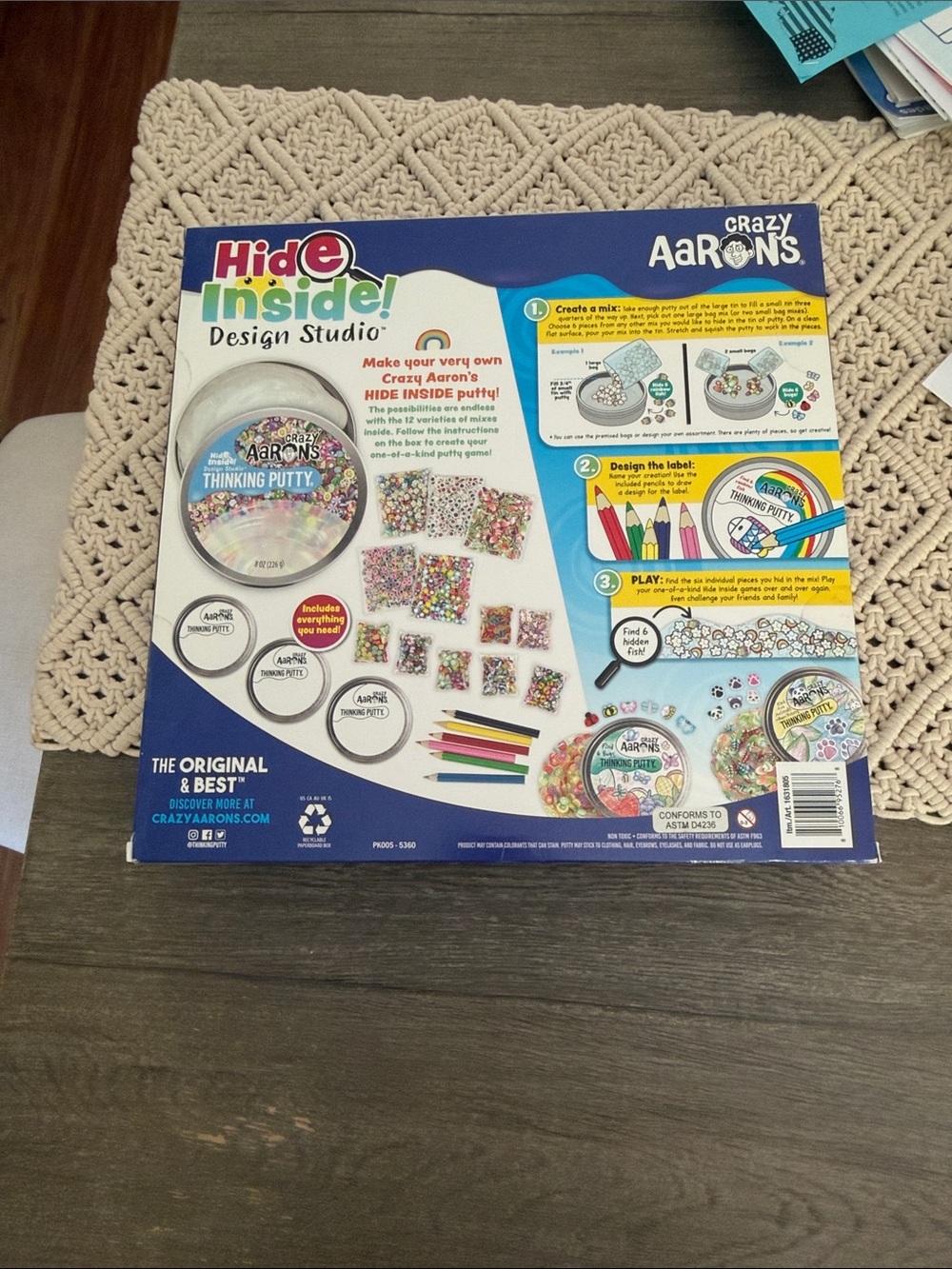 Hide Inside! Design Studio Thinking Putty Kit - Multicolor - Picture 4 of 4